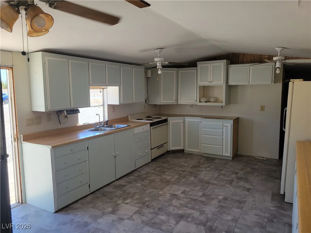 7950 Wildhorse, Pahrump, NV 89061