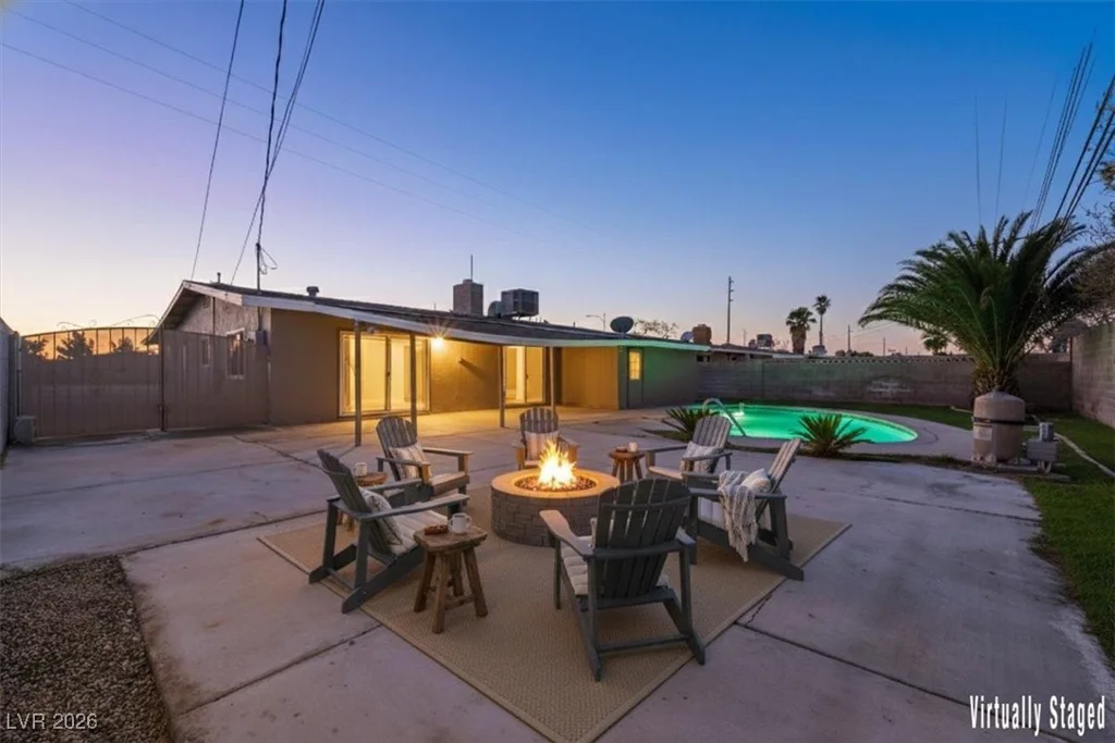 2337 Michael, Las Vegas, NV 89108
