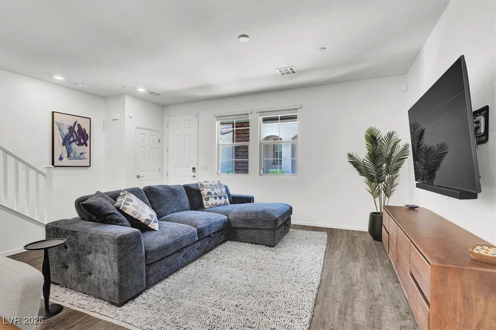 124 Lomita Heights, Las Vegas, NV 89138
