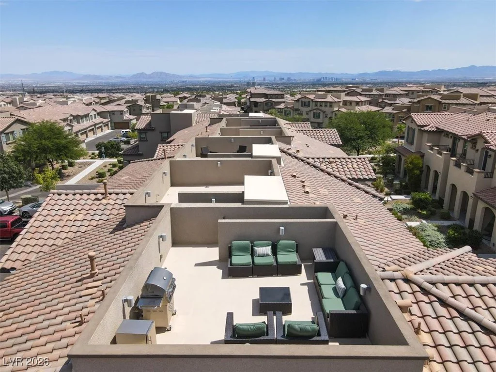 124 Lomita Heights, Las Vegas, NV 89138