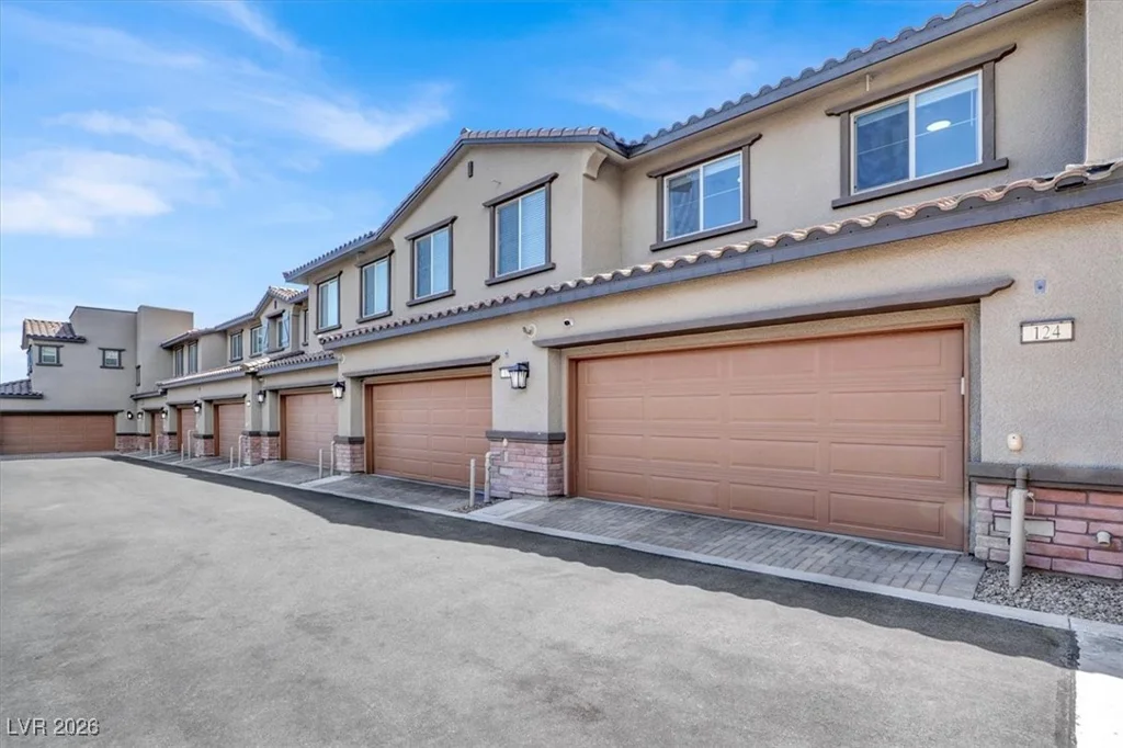124 Lomita Heights, Las Vegas, NV 89138