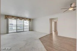 2877 Paradise, Las Vegas, NV 89109