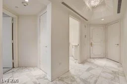 2877 Paradise, Las Vegas, NV 89109