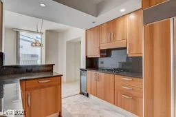 2877 Paradise, Las Vegas, NV 89109