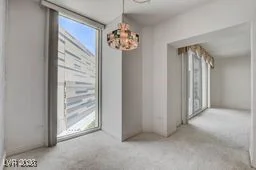 2877 Paradise, Las Vegas, NV 89109