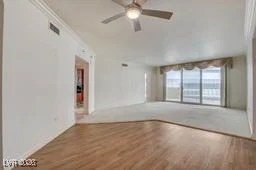 2877 Paradise, Las Vegas, NV 89109