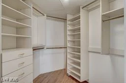 2877 Paradise, Las Vegas, NV 89109