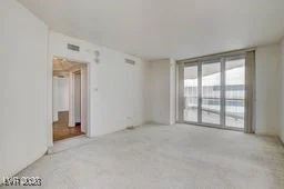 2877 Paradise, Las Vegas, NV 89109
