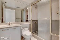 2877 Paradise, Las Vegas, NV 89109