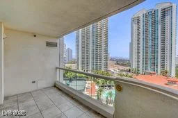 2877 Paradise, Las Vegas, NV 89109