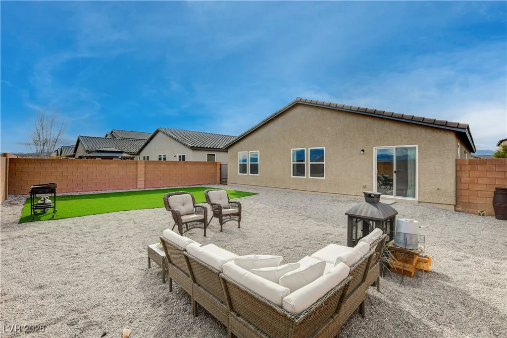 334 Bridal Veil Falls, Indian Springs, NV 89018