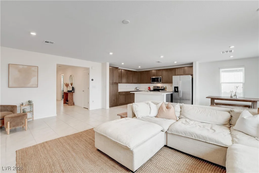 334 Bridal Veil Falls, Indian Springs, NV 89018
