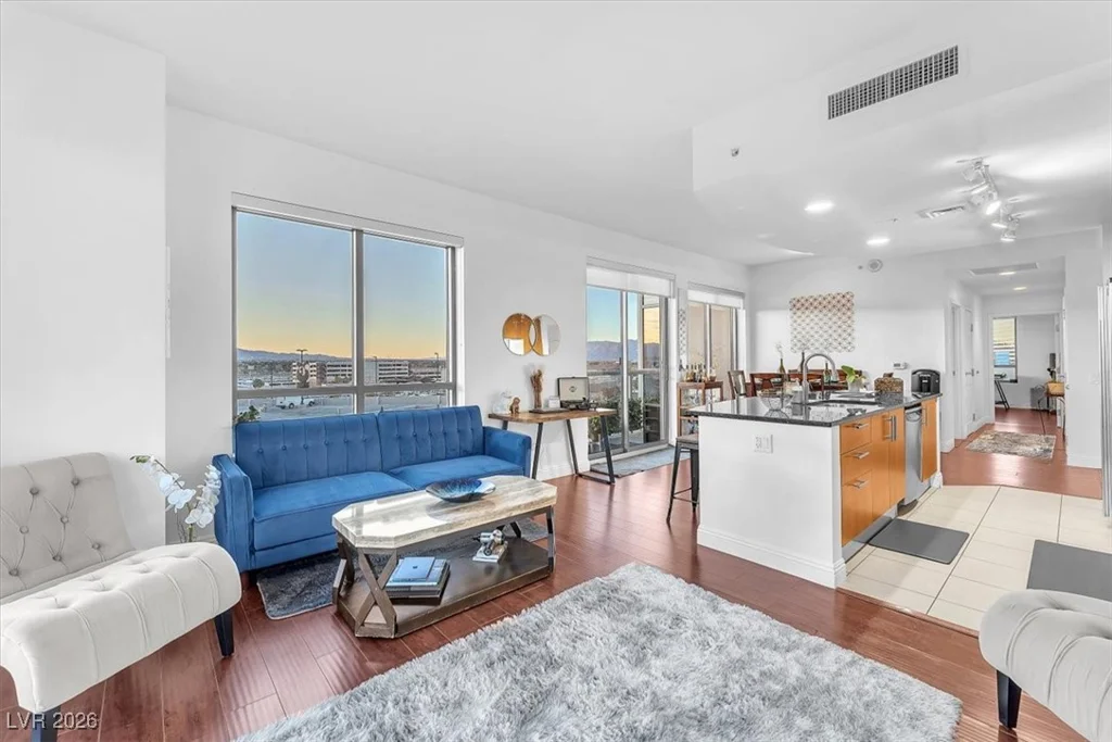 200 Sahara, Las Vegas, NV 89102