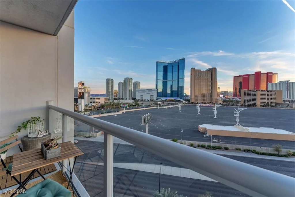200 Sahara, Las Vegas, NV 89102