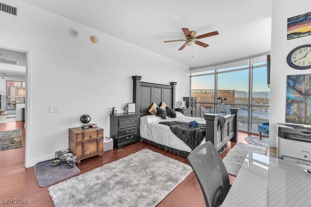 200 Sahara, Las Vegas, NV 89102