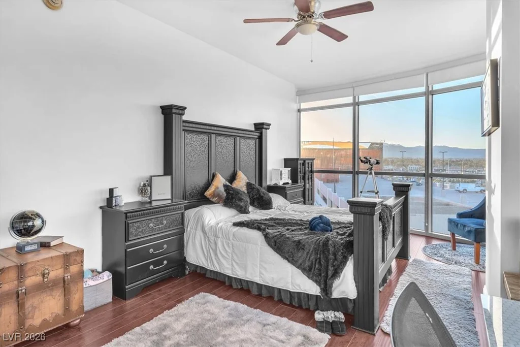 200 Sahara, Las Vegas, NV 89102