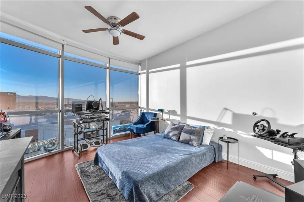 200 Sahara, Las Vegas, NV 89102