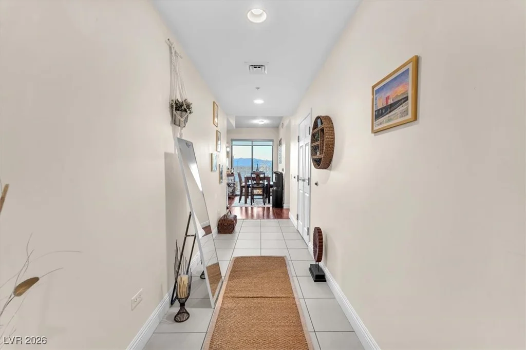 200 Sahara, Las Vegas, NV 89102