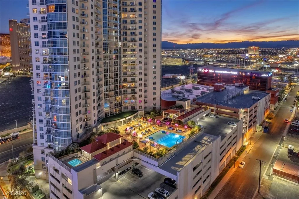 200 Sahara, Las Vegas, NV 89102