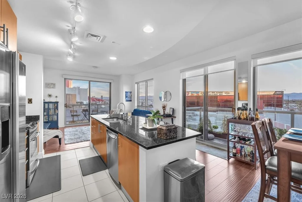 200 Sahara, Las Vegas, NV 89102