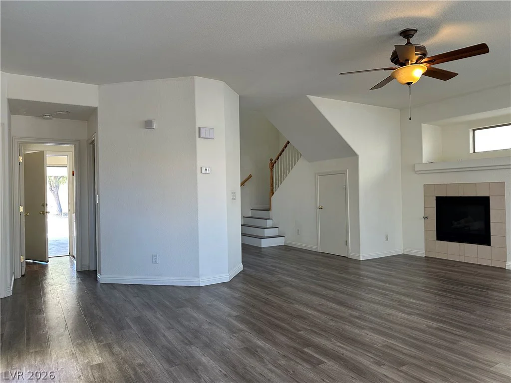 632 Claxton, North Las Vegas, NV 89084