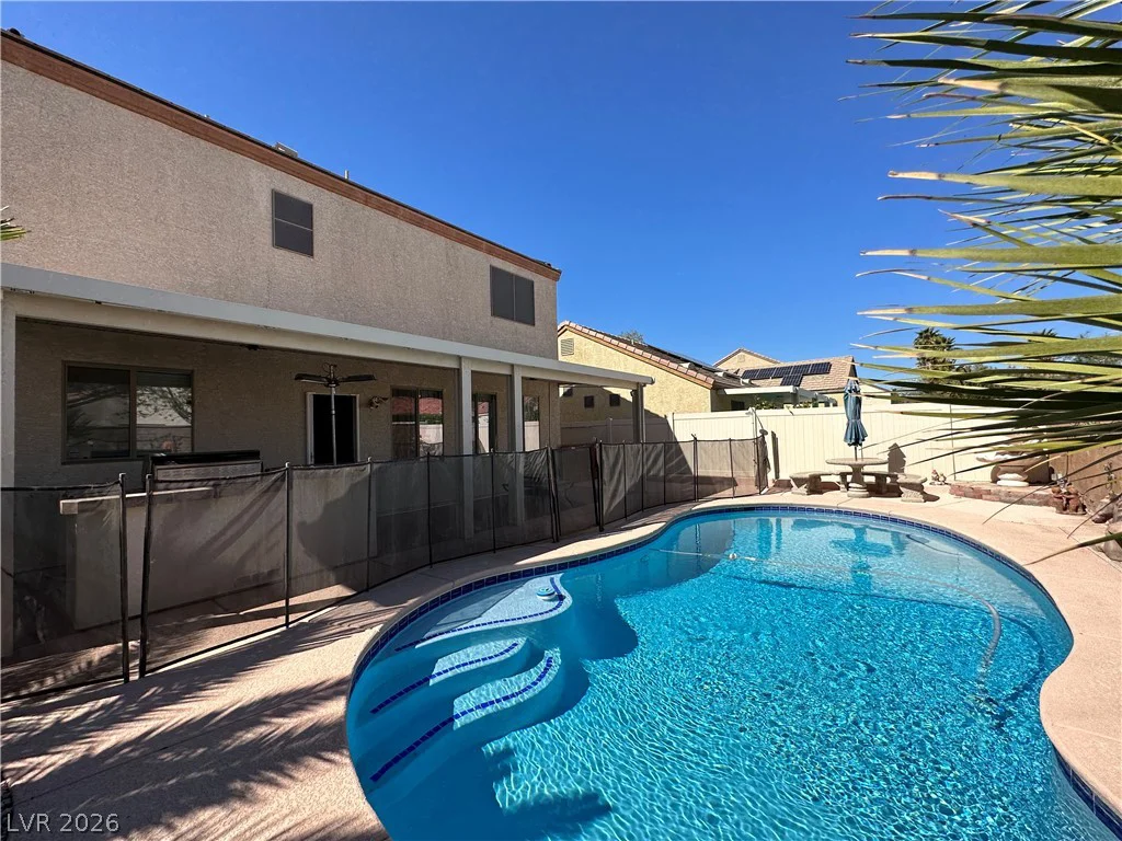 632 Claxton, North Las Vegas, NV 89084