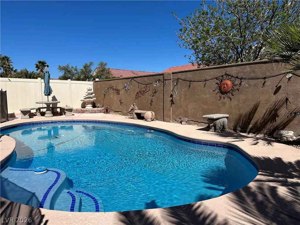 632 Claxton, North Las Vegas, NV 89084