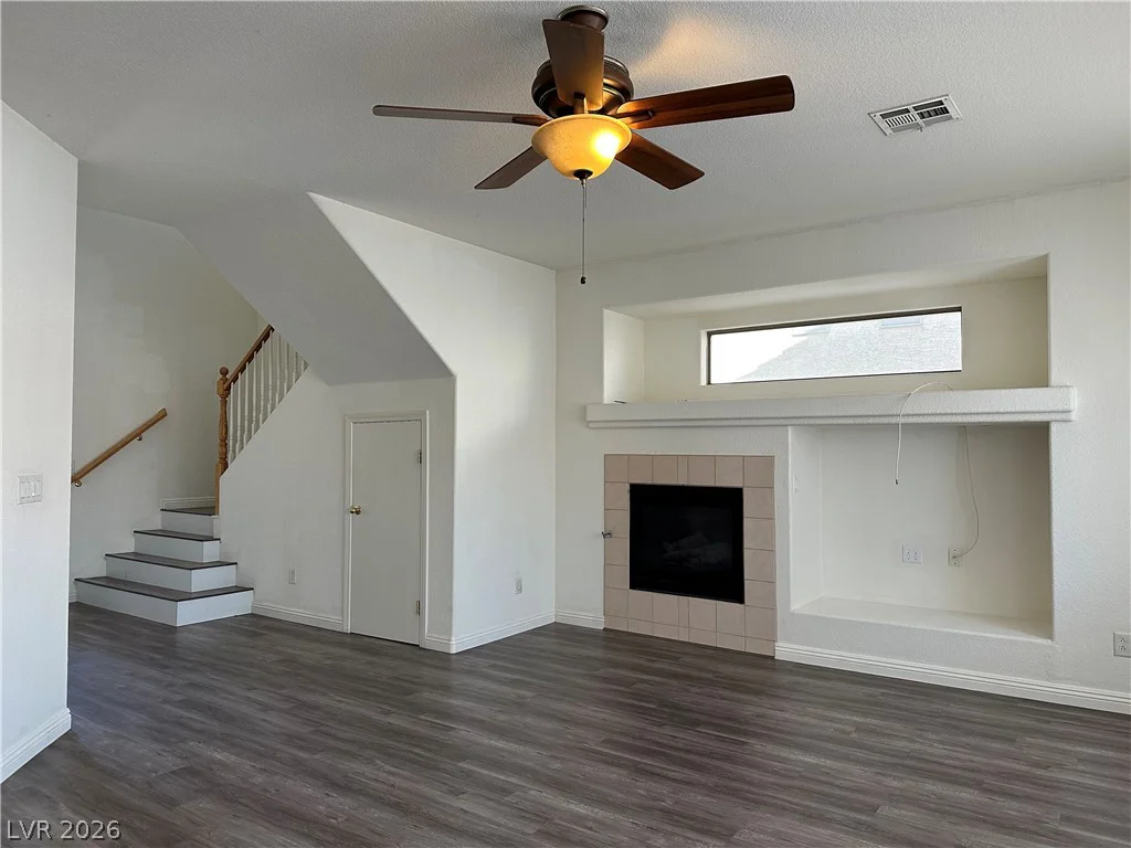 632 Claxton, North Las Vegas, NV 89084