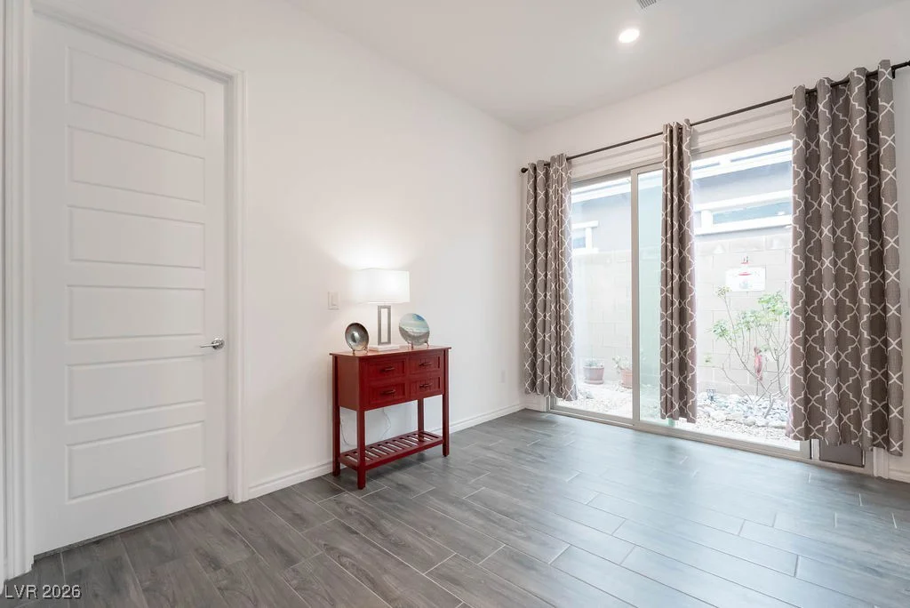 921 Mayfield Manor, Las Vegas, NV 89138