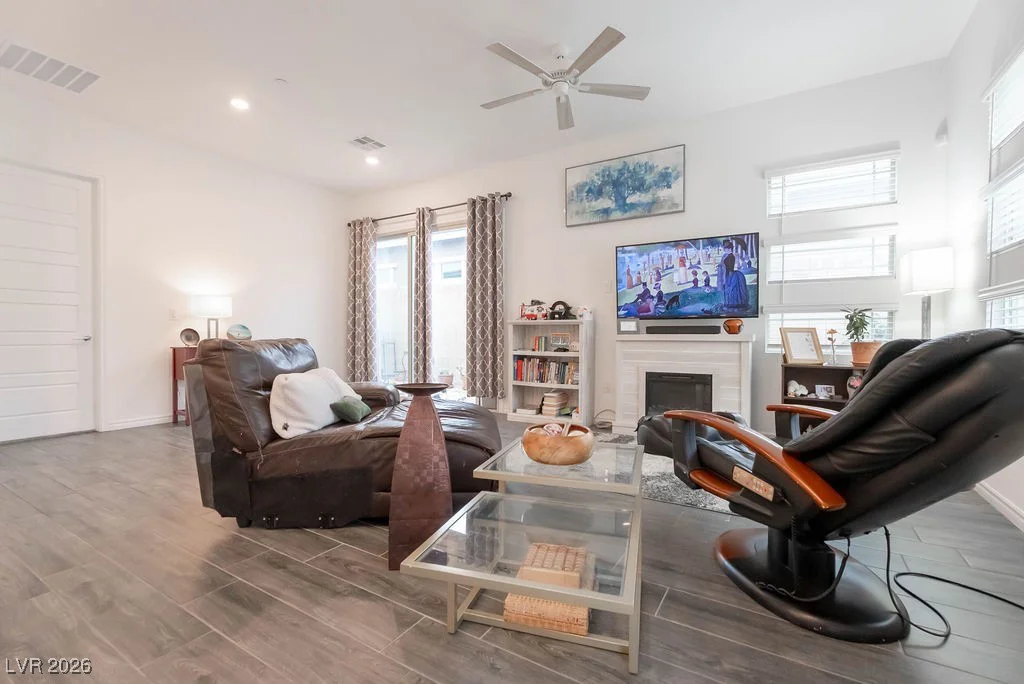 921 Mayfield Manor, Las Vegas, NV 89138