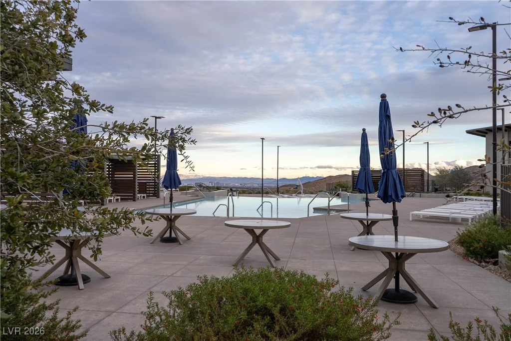 921 Mayfield Manor, Las Vegas, NV 89138