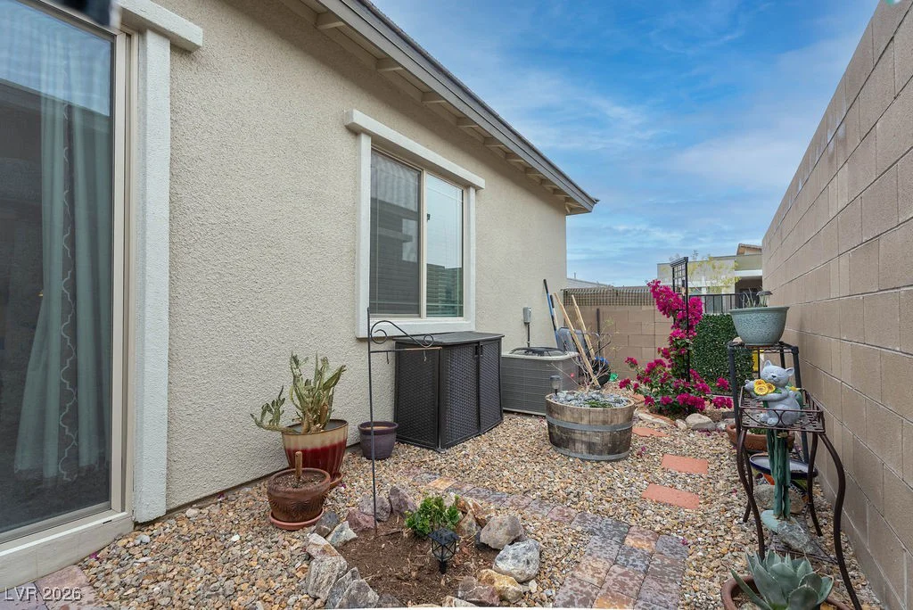 921 Mayfield Manor, Las Vegas, NV 89138