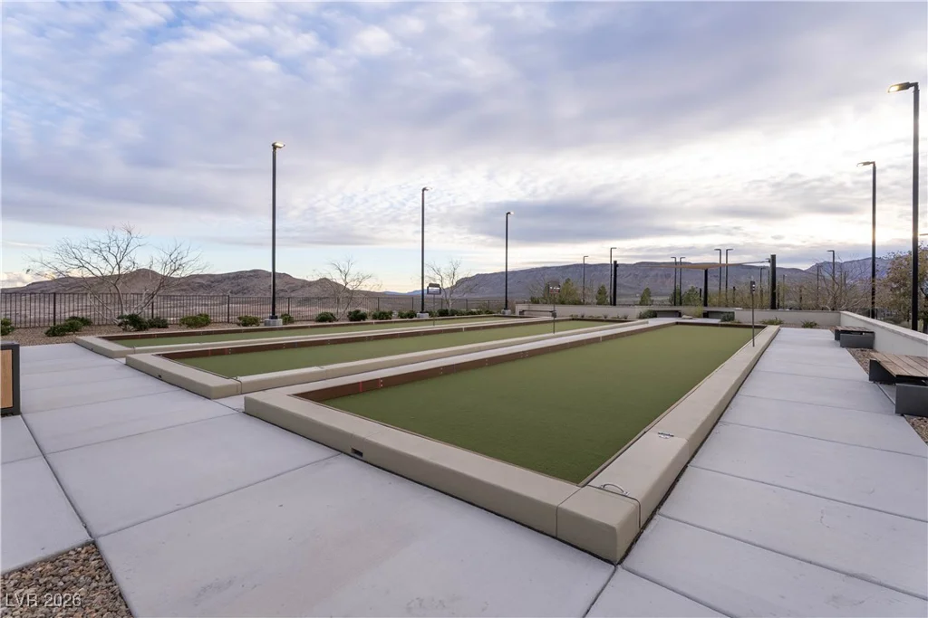 921 Mayfield Manor, Las Vegas, NV 89138