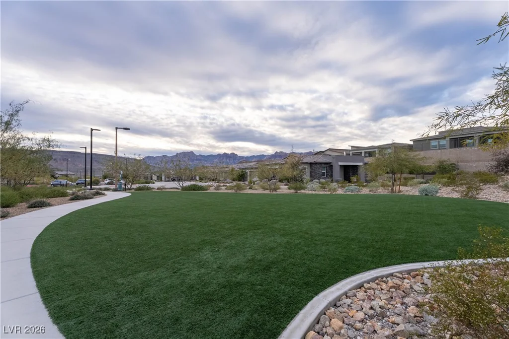 921 Mayfield Manor, Las Vegas, NV 89138