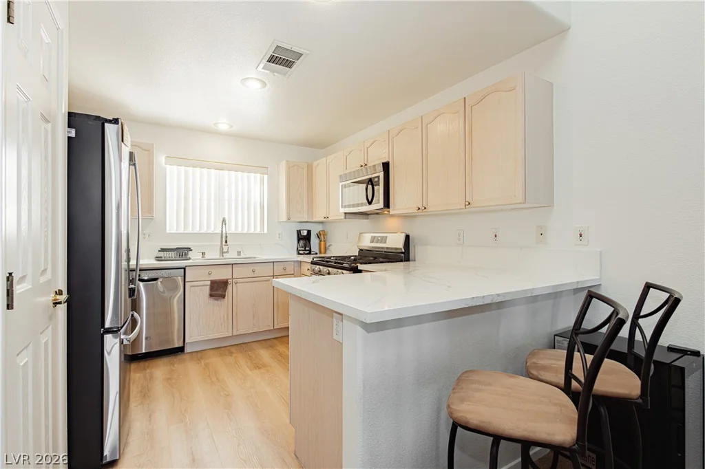 424 Pine Haven, Las Vegas, NV 89144