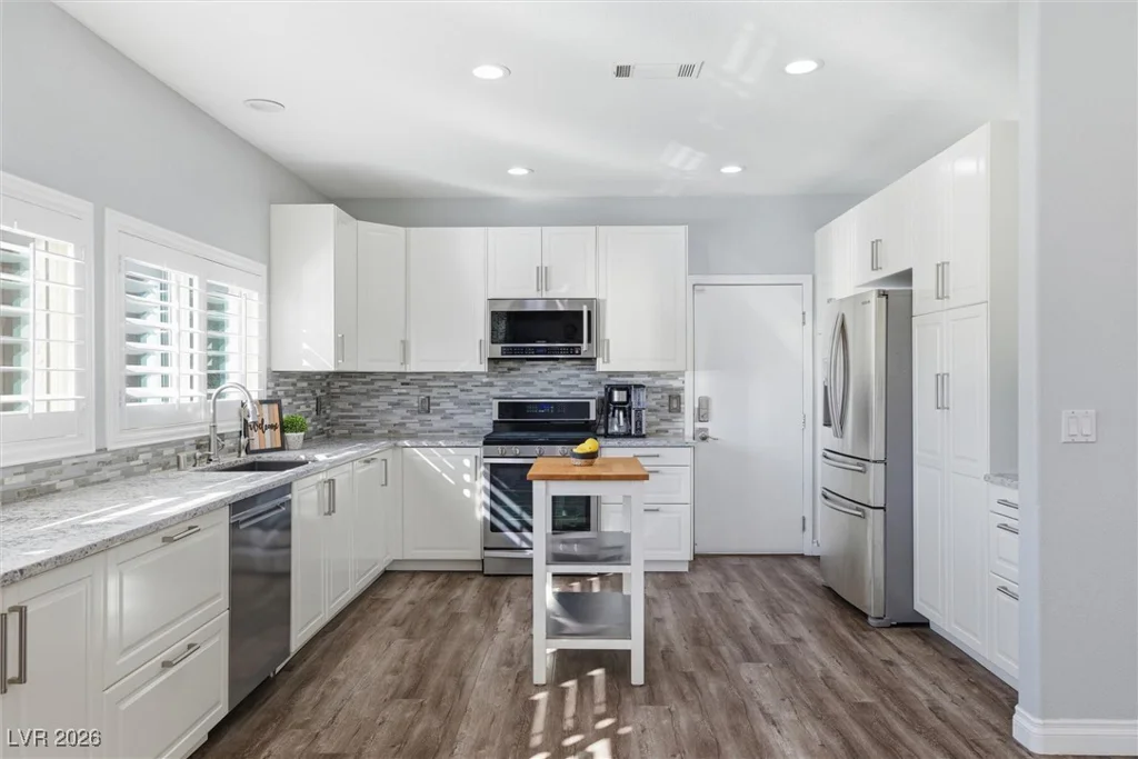 7630 Jones, Las Vegas, NV 89131