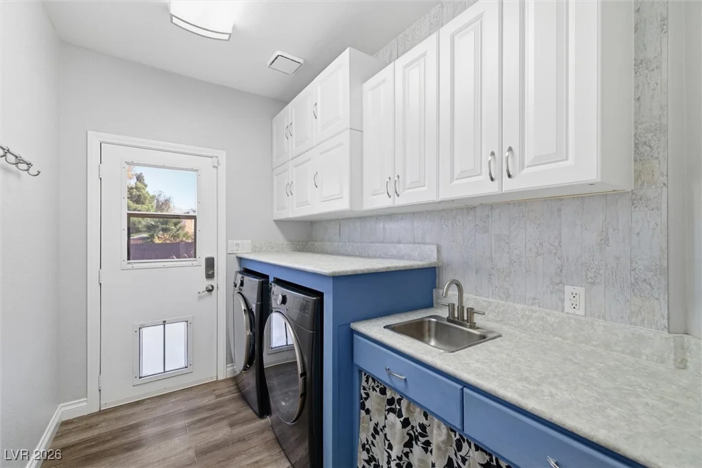 7630 Jones, Las Vegas, NV 89131