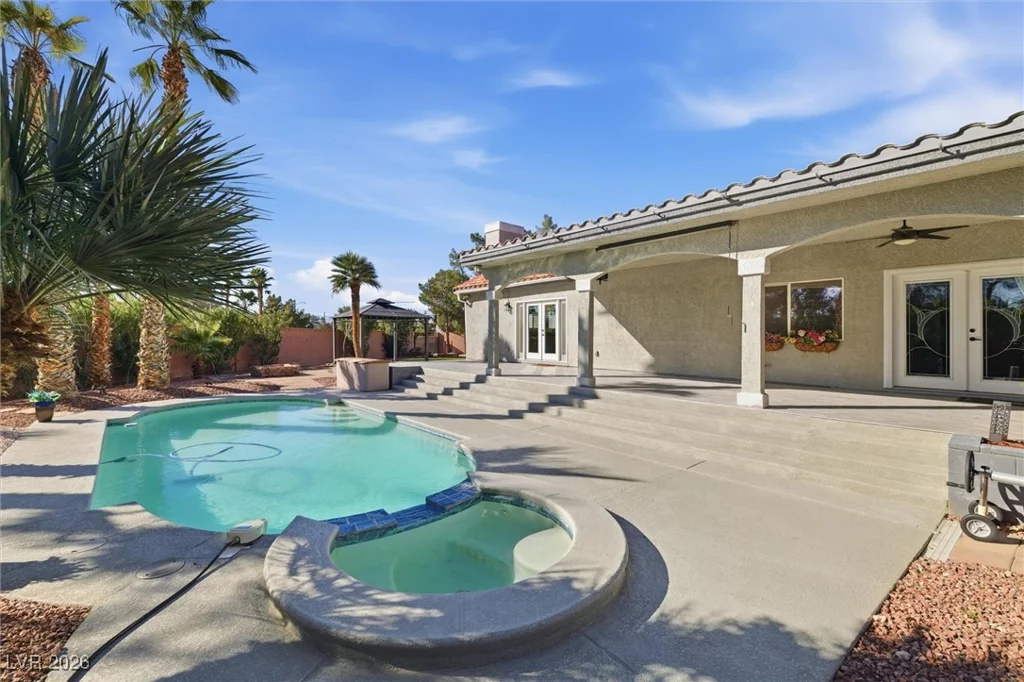 7630 Jones, Las Vegas, NV 89131