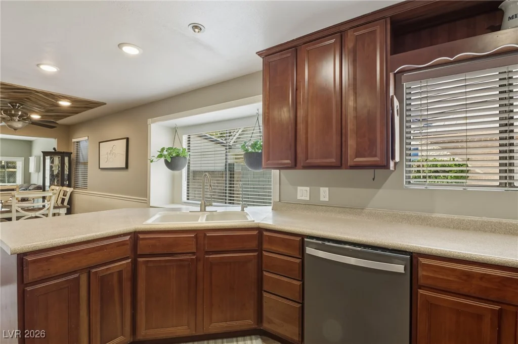 1704 La Cruz, Henderson, NV 89014