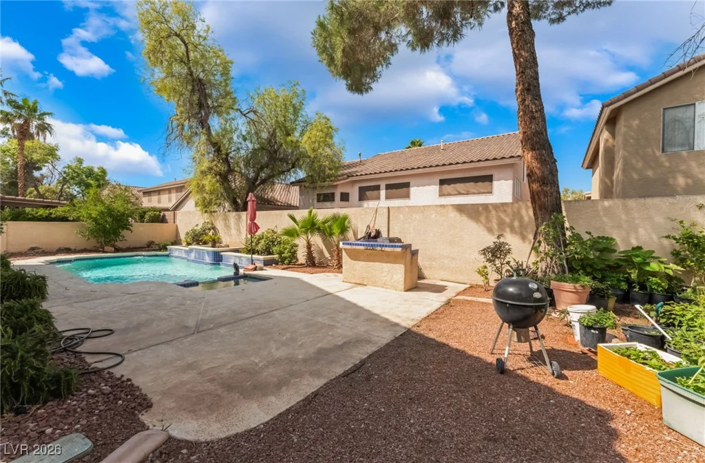 1717 Double Arrow, Las Vegas, NV 89128