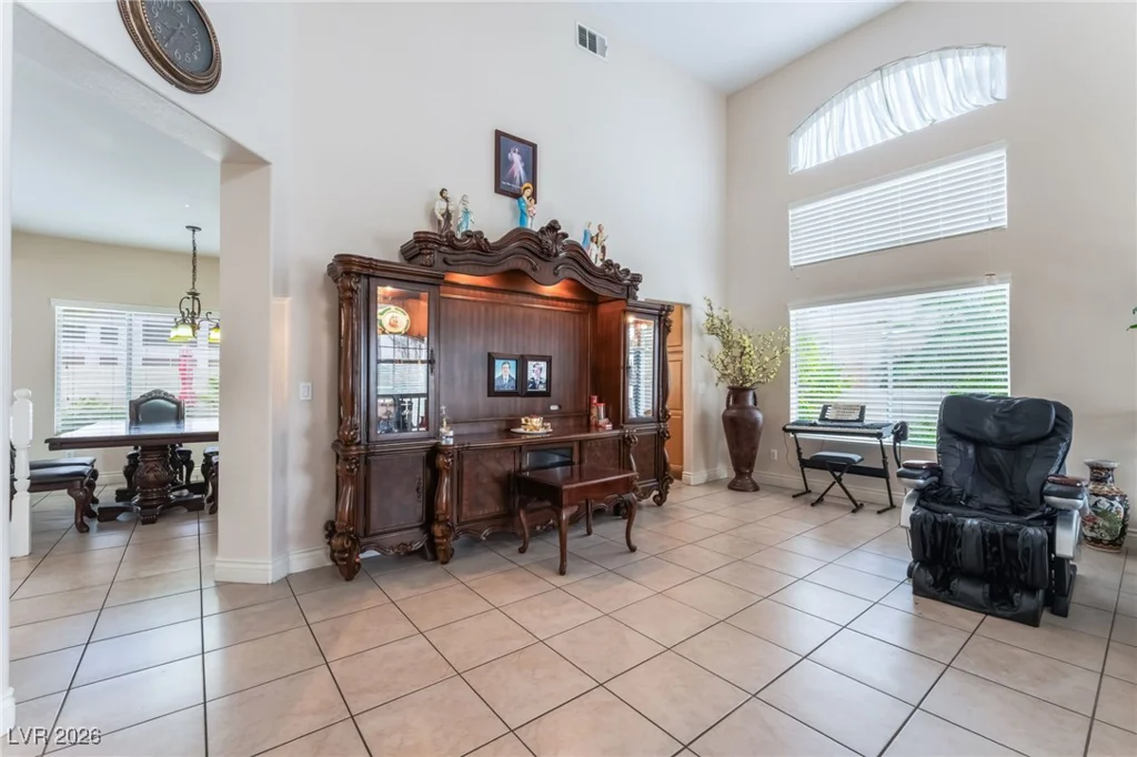1717 Double Arrow, Las Vegas, NV 89128
