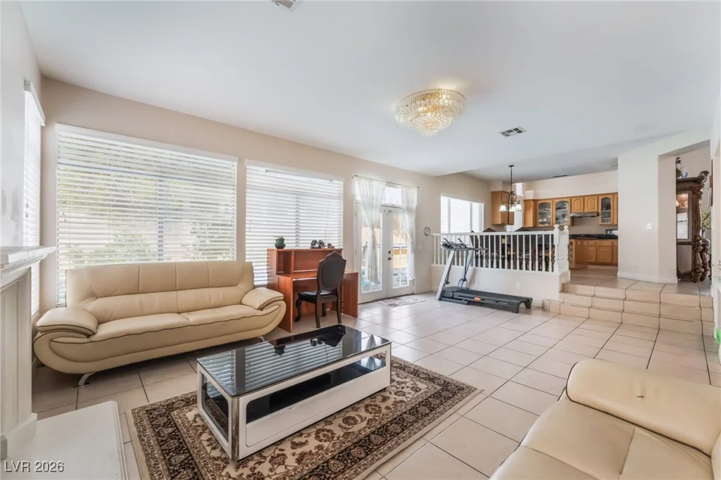 1717 Double Arrow, Las Vegas, NV 89128