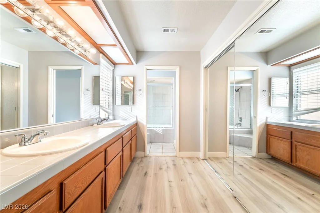 92 Megan, Henderson, NV 89074