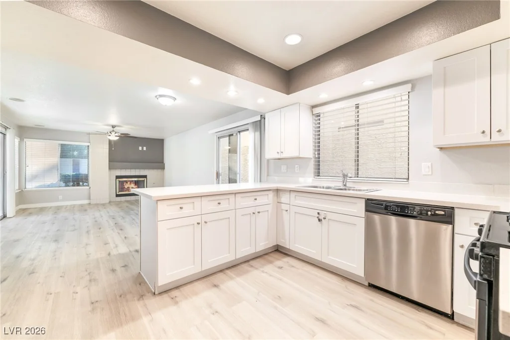 92 Megan, Henderson, NV 89074