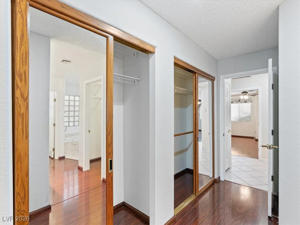 7908 Bridge Gate, Las Vegas, NV 89128