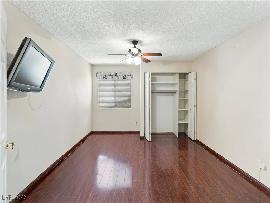 7908 Bridge Gate, Las Vegas, NV 89128