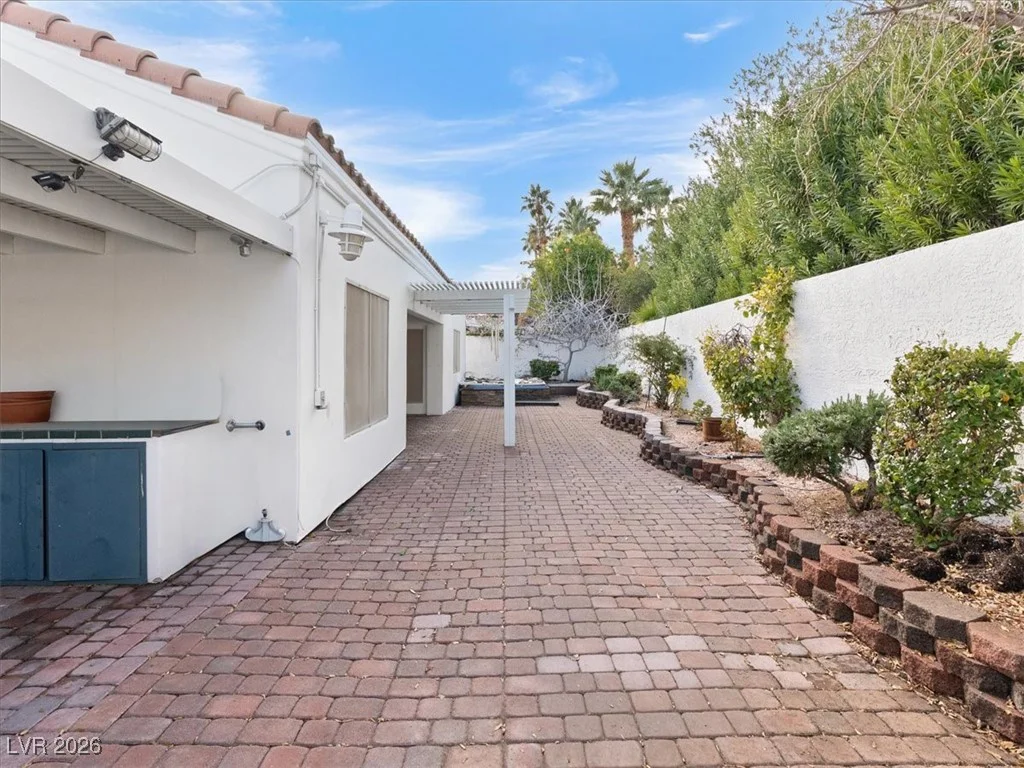 7908 Bridge Gate, Las Vegas, NV 89128
