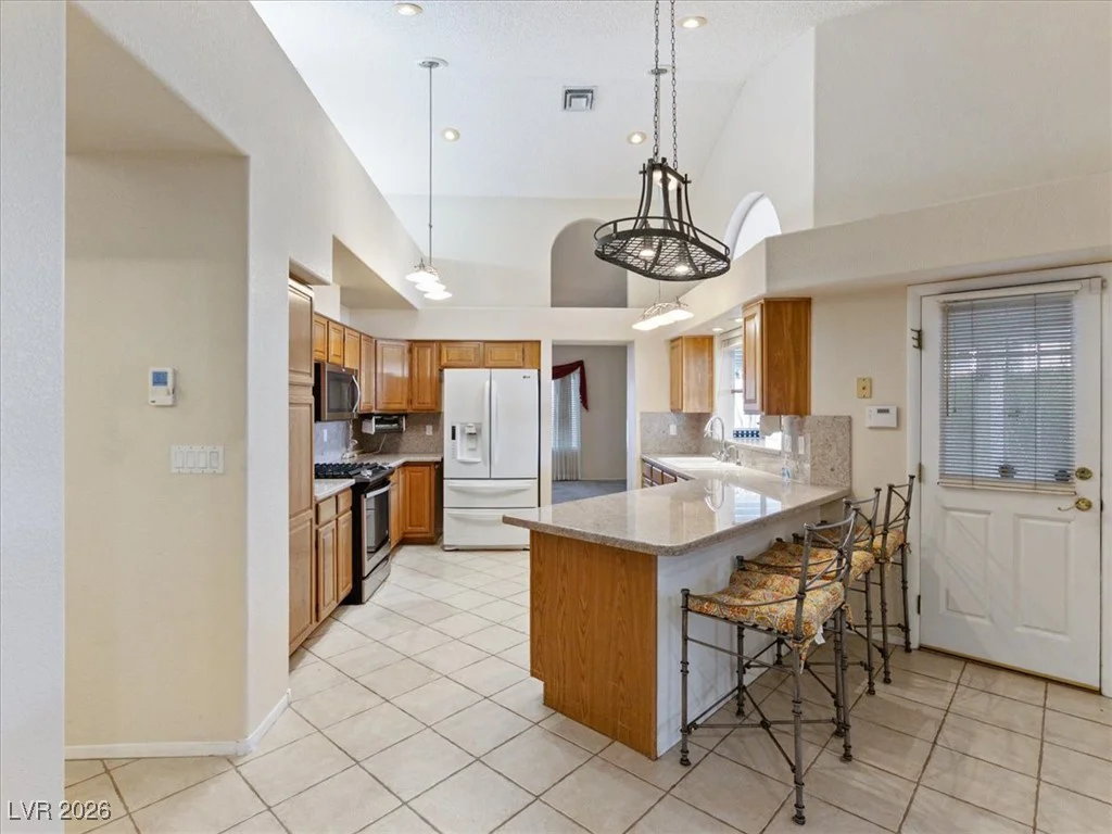 7908 Bridge Gate, Las Vegas, NV 89128