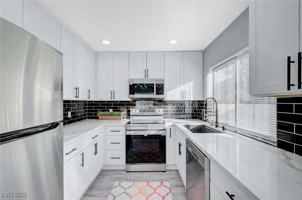 1040 Neil Armstrong, Las Vegas, NV 89145