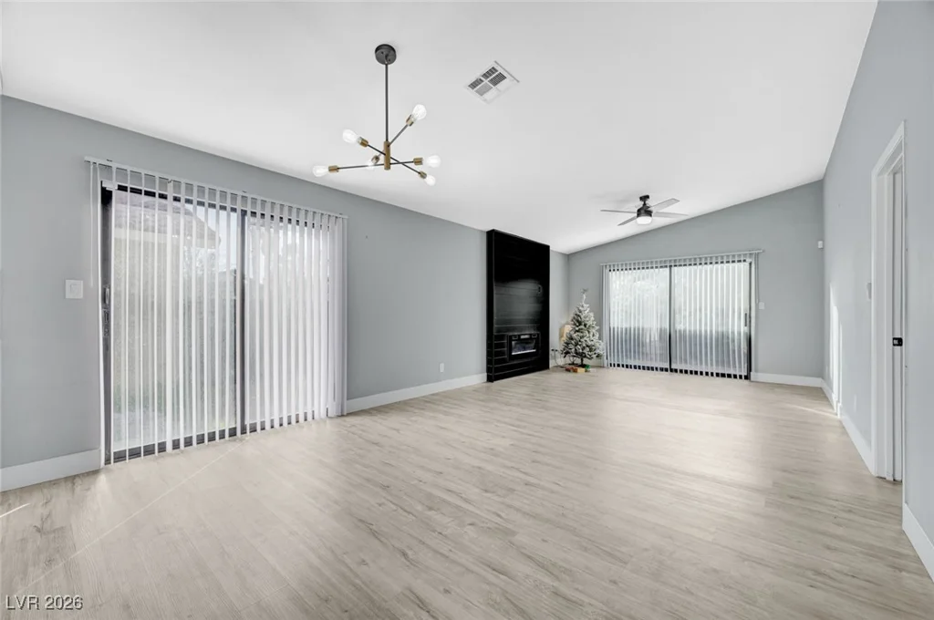 1040 Neil Armstrong, Las Vegas, NV 89145